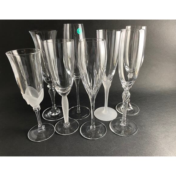 Mix and Match Crystal Champagne Flutes - Set of 8 - Exquisite Vintage Stemware - Picture 6 of 9